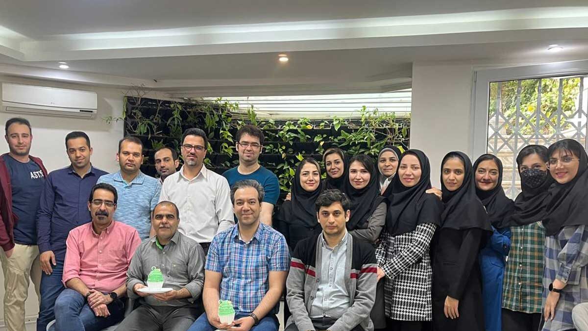 جشن تولد فروردینی های سامیان سافت